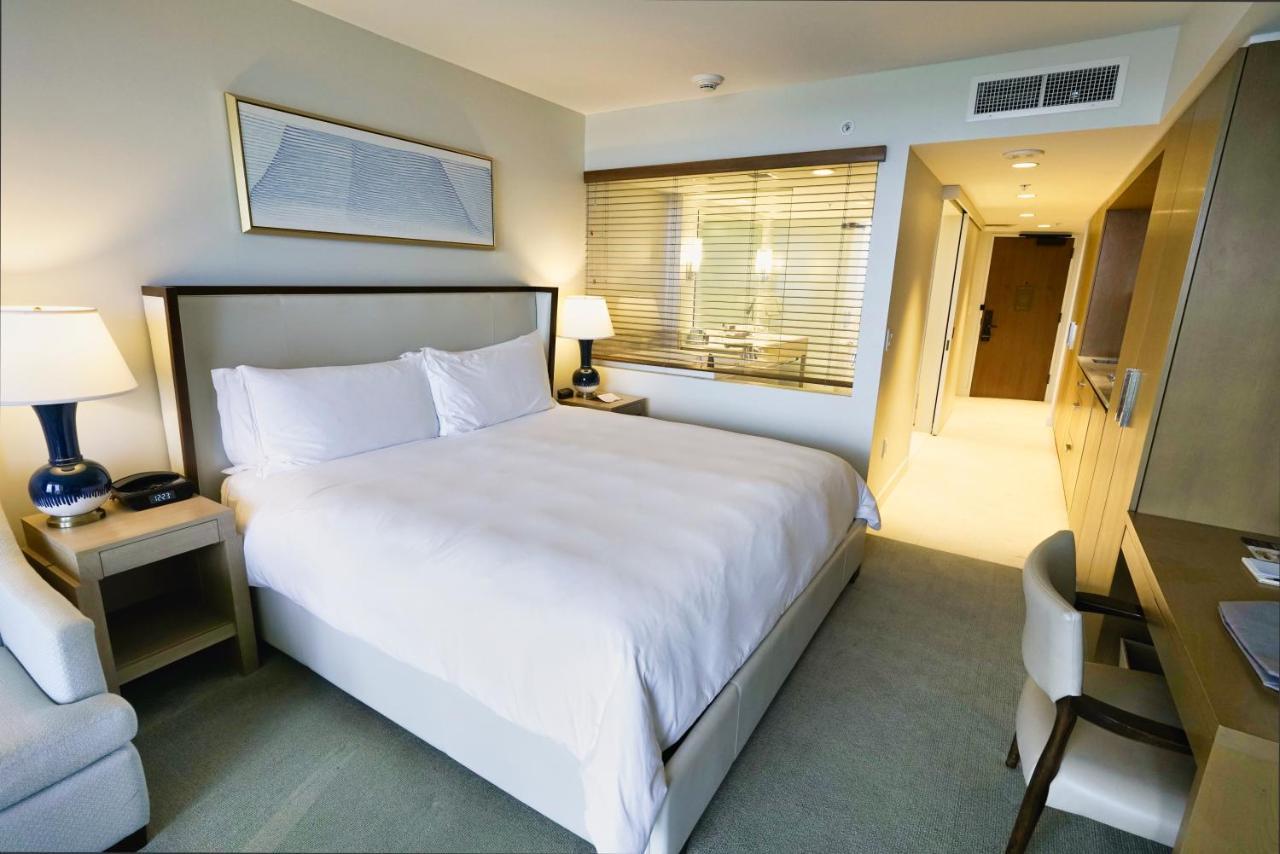 The Ritz-carlton Residences, Waikiki Honolulu