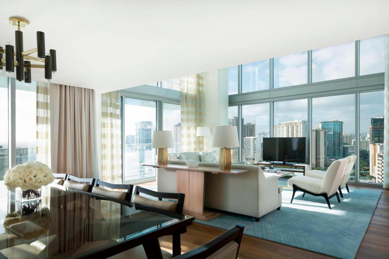The Ritz-carlton Residences, Waikiki