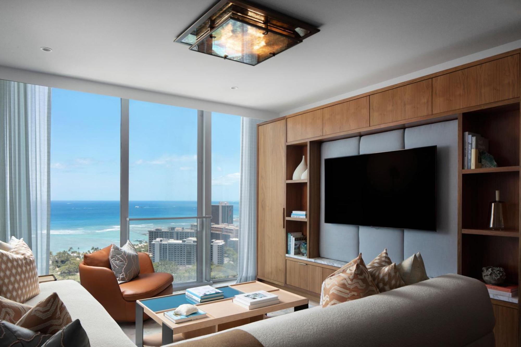 The Ritz-carlton Residences, Waikiki Hotel