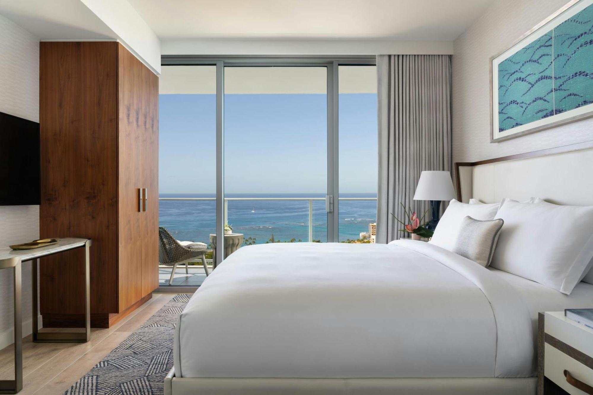 The Ritz-carlton Residences, Waikiki Hotel 5*