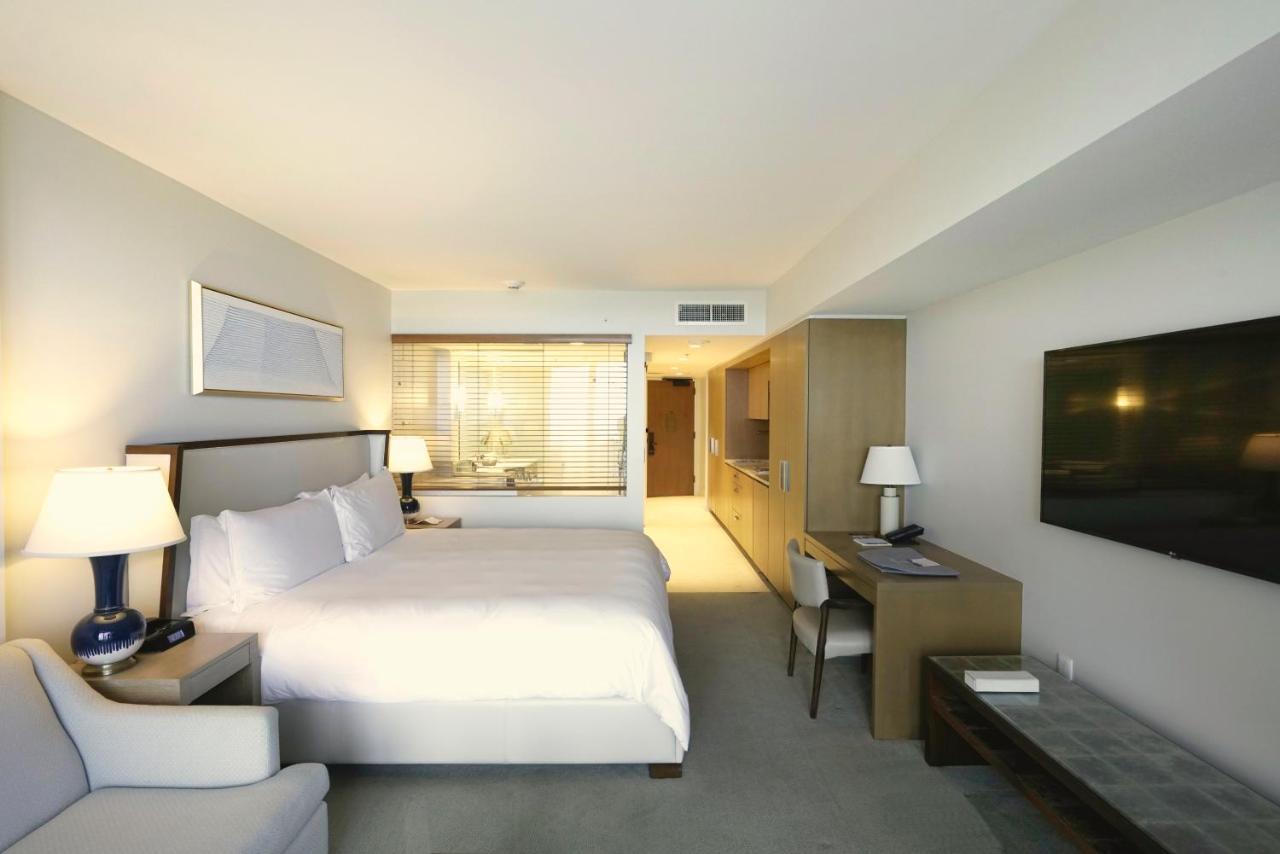 The Ritz-carlton Residences, Waikiki Beach Honolulu