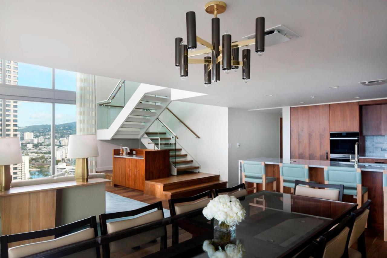 The Ritz-carlton Residences, Waikiki Beach 5*