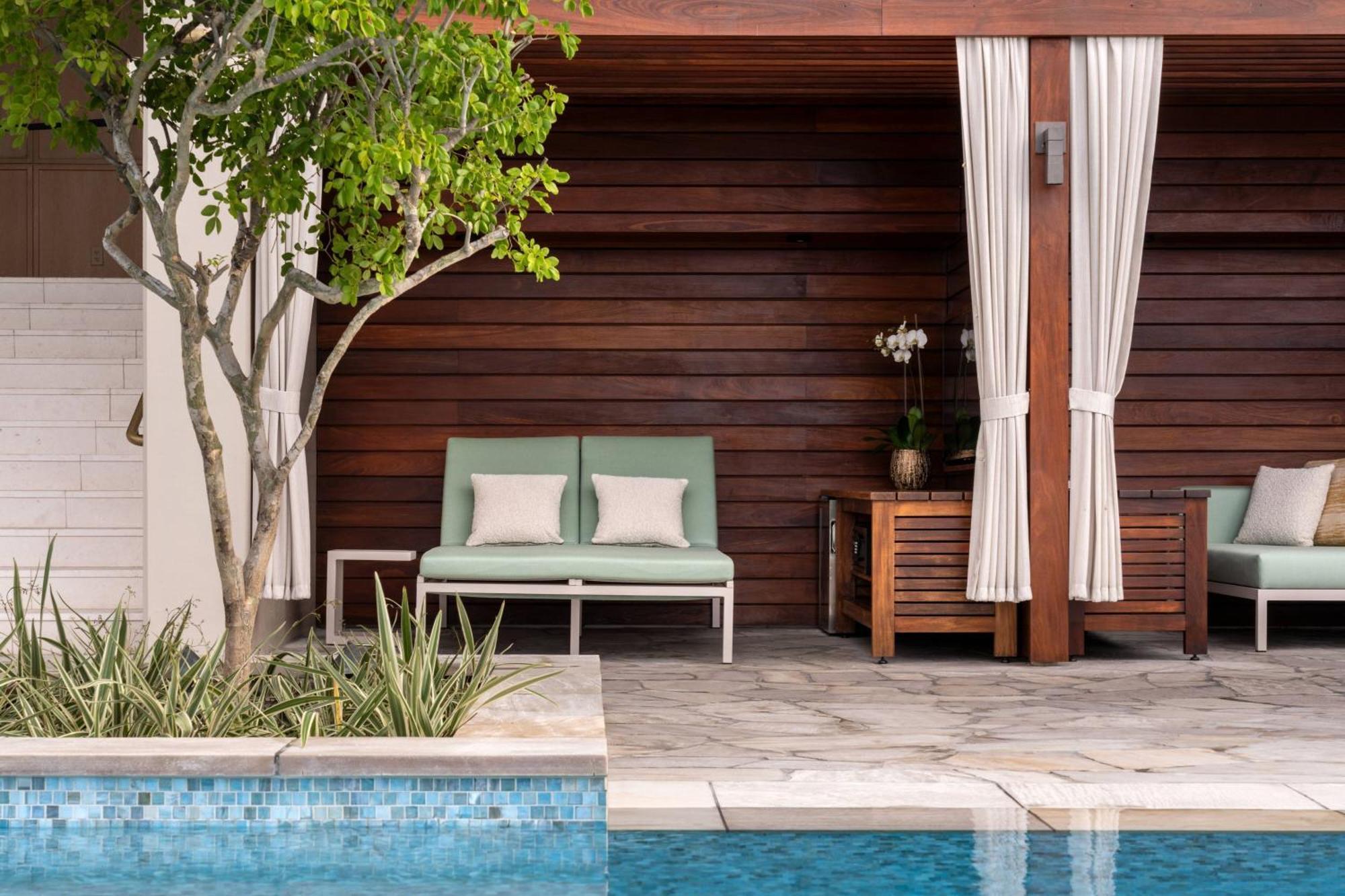The Ritz-carlton Residences, Waikiki Beach Honolulu