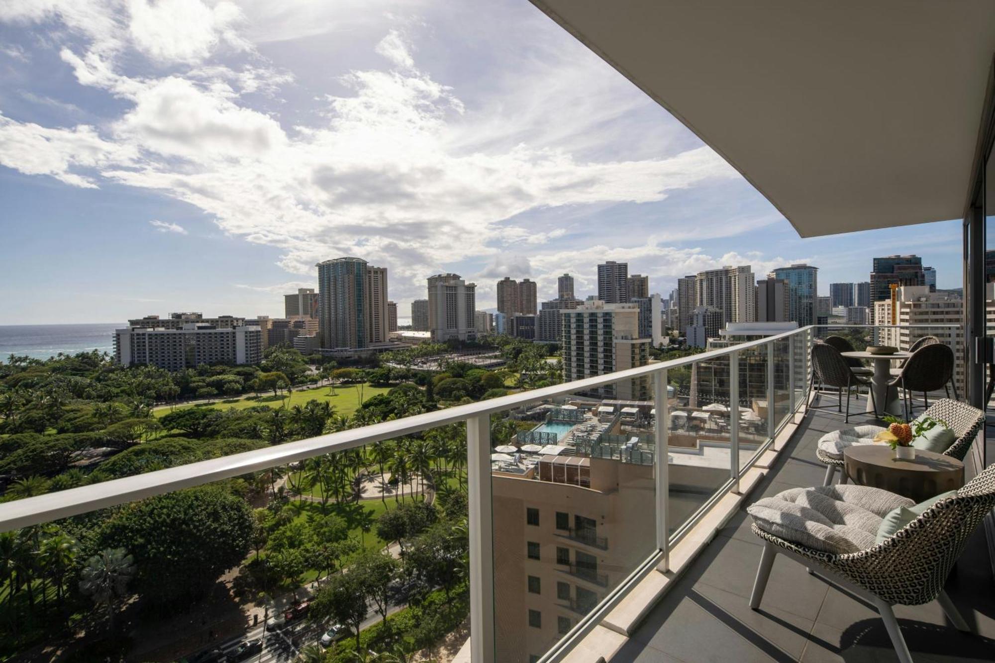 The Ritz-carlton Residences, Waikiki Honolulu