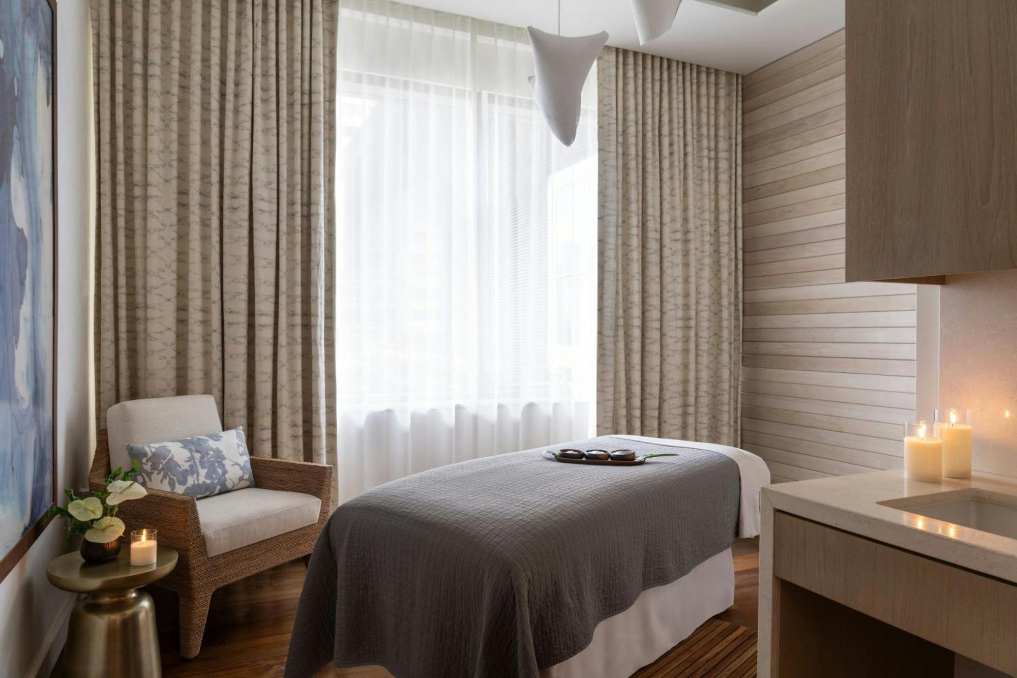 The Ritz-carlton Residences, Waikiki Hotel 5*