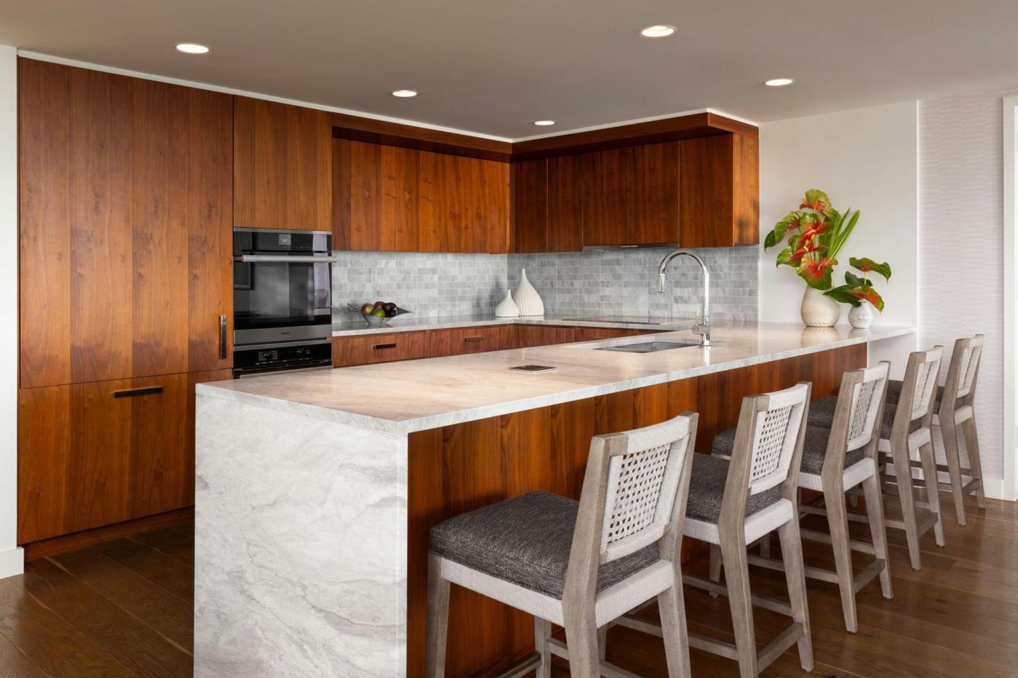 The Ritz-carlton Residences, Waikiki Hotel 5*